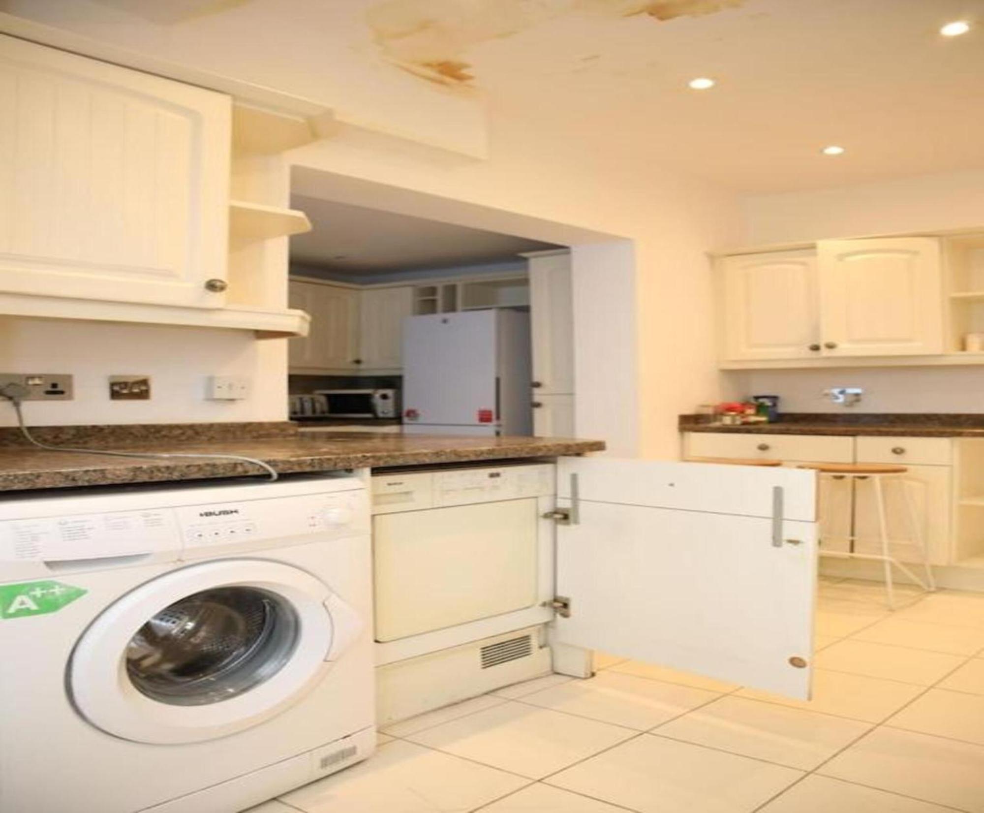 Oyo Timi Holiday Homes London Luaran gambar