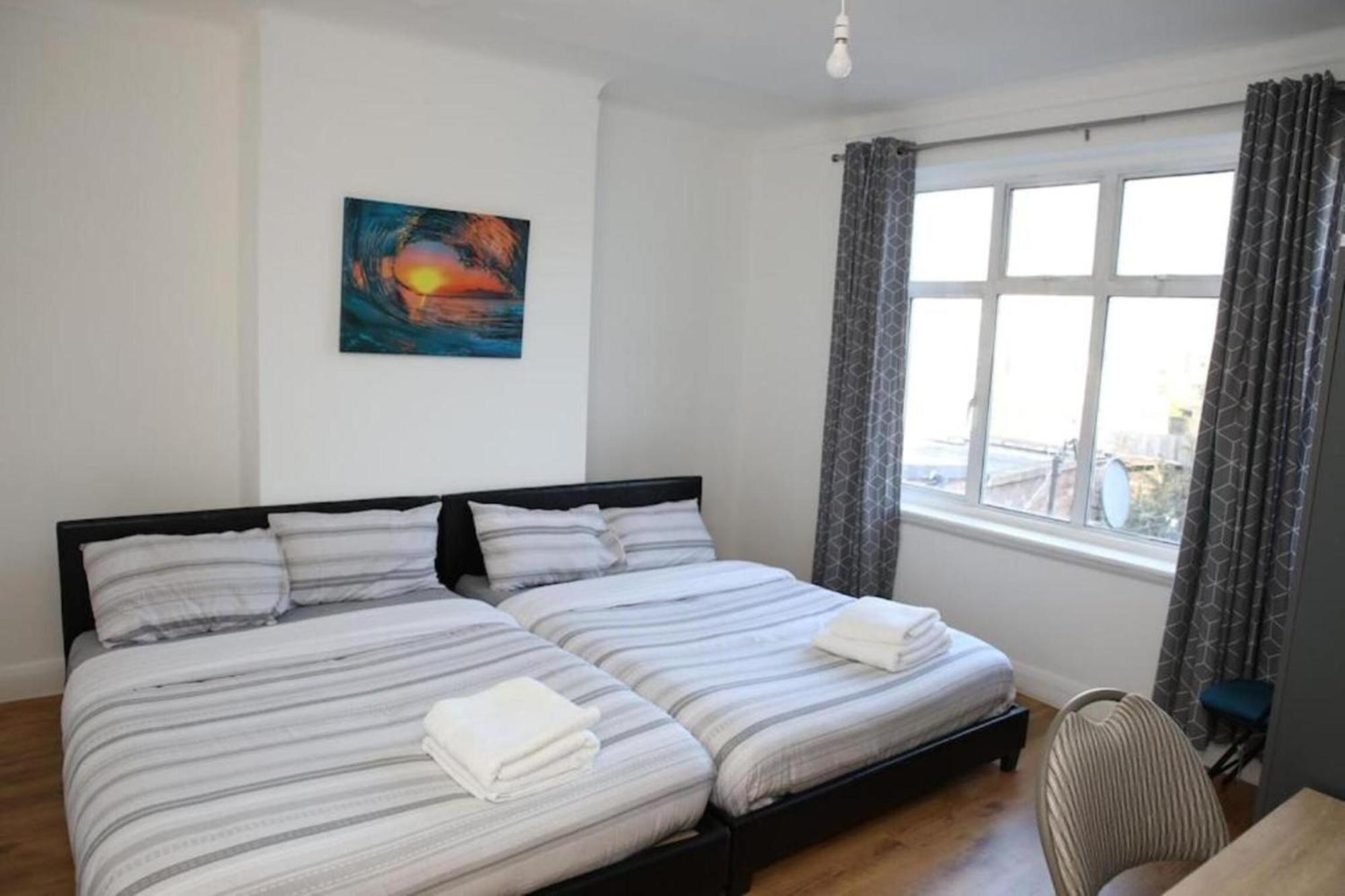Oyo Timi Holiday Homes London Luaran gambar